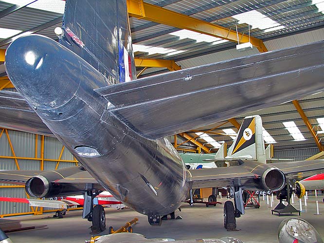 English Electric Canberra B.2/B(I).8 (WV787)