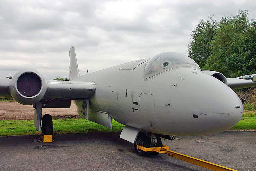 English Electric Canberra T.4 (WH846)