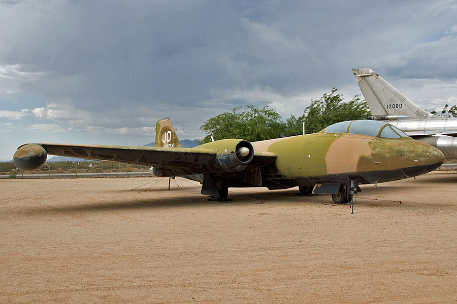 Martin B-57E/EB-57E Canberra (52-4274)