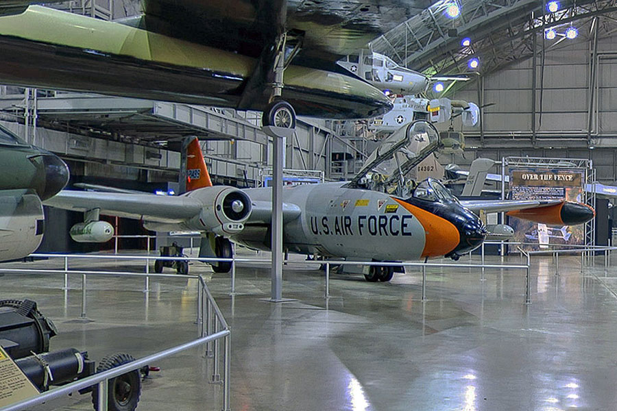 Martin B-57B/EB-57B Canberra (52-1499)