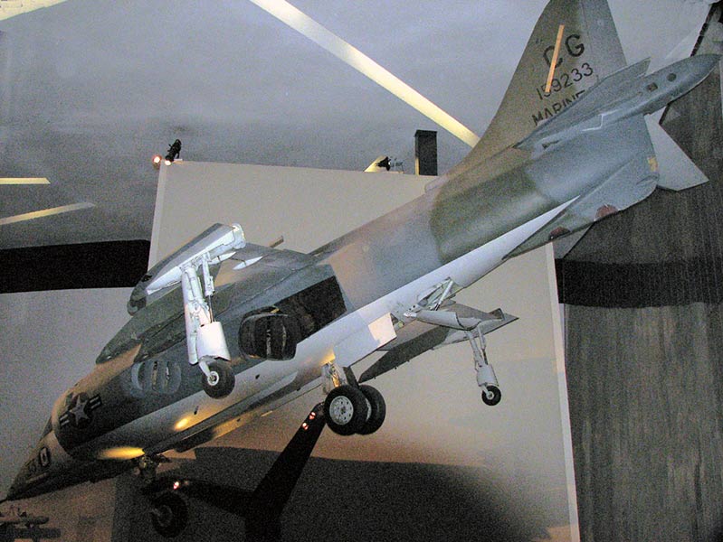 Hawker Siddeley Harrier AV-8A
