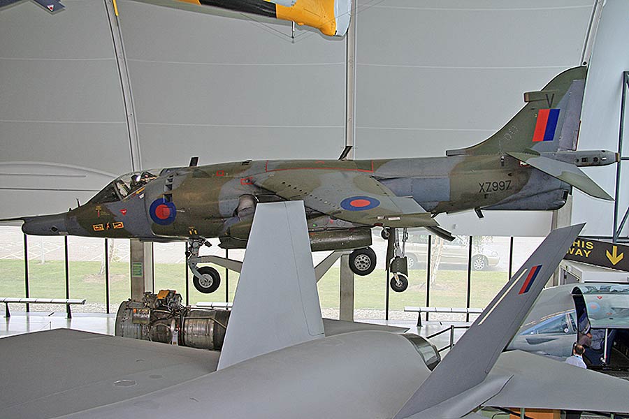 Hawker Siddeley Harrier GR.3 (XZ997)