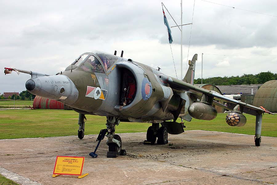 Hawker Siddeley Harrier GR.1/GR.3 (XV748)