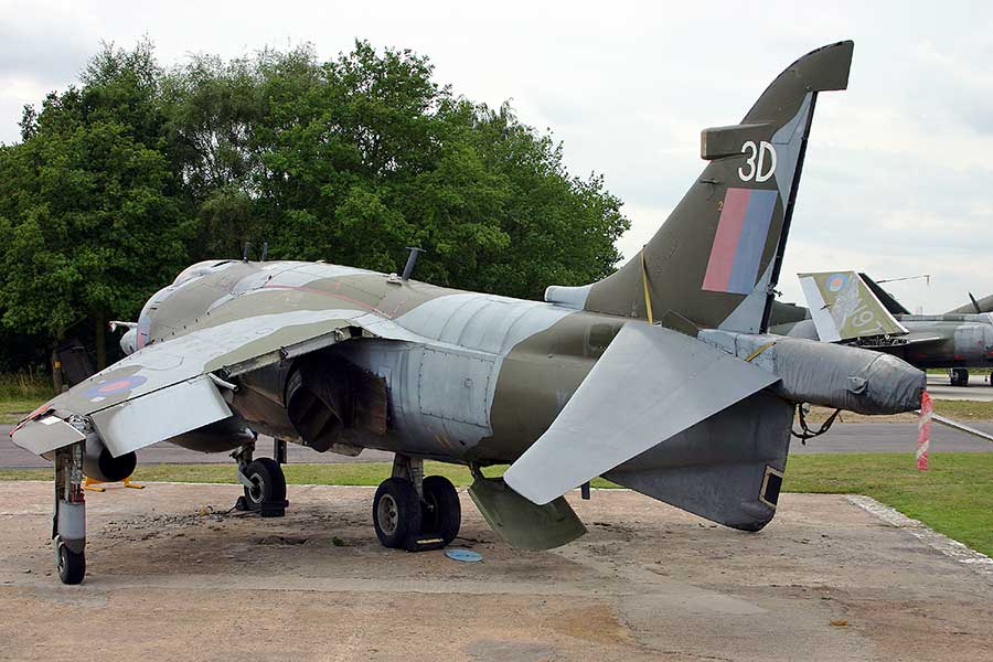 Hawker Siddeley Harrier GR.1/GR.3 (XV748)