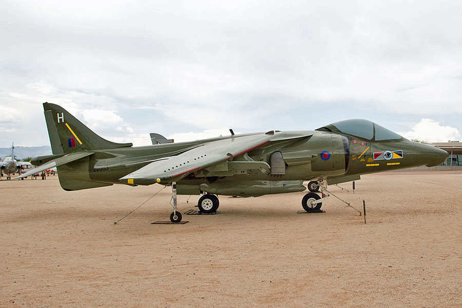 Hawker Siddeley Harrier GR.5 (ZD353)