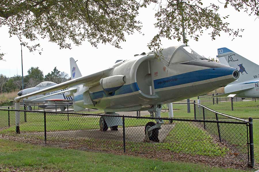 Hawker Siddeley Kestrel FGA.1 / XV-6A (XS692)