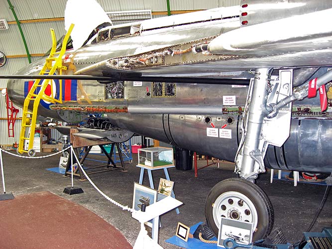 English Electric/BAC Lightning F.53 ()