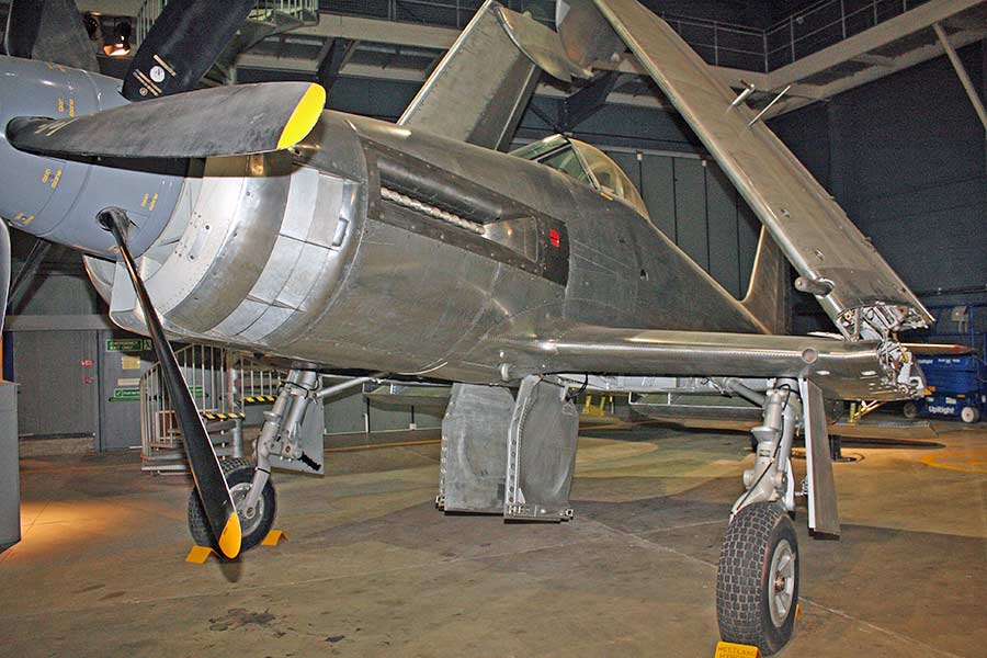 Westland Wyvern (VR137)