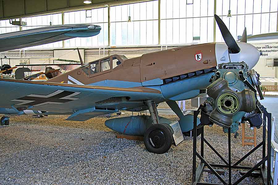 HA1109-K1L / Bf 109 G2 (10575)