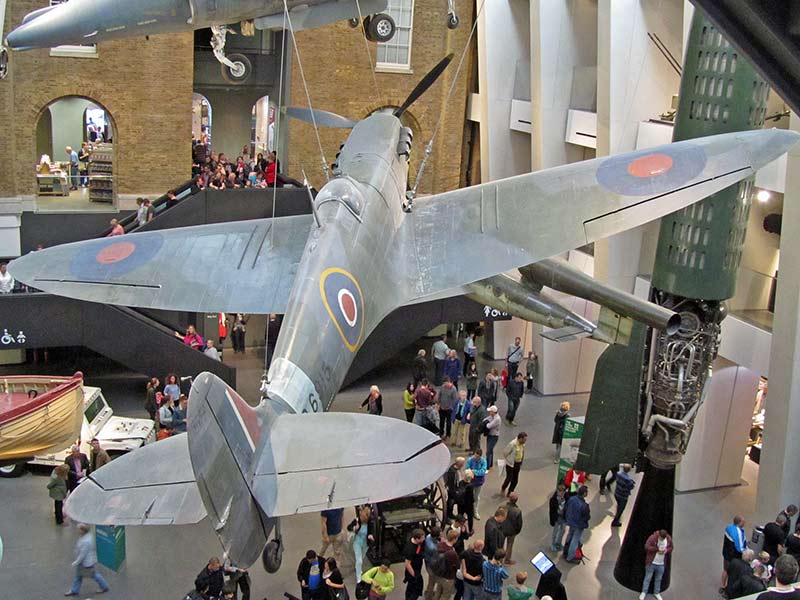 Supermarine Spitfire Mk Ia (R6915)
