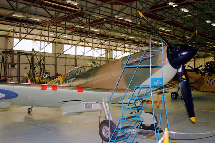 Supermarine Spitfire Mk IIa (P7350)