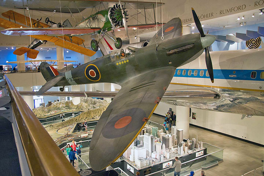 Supermarine Spitfire F Mk Ia (P9306)
